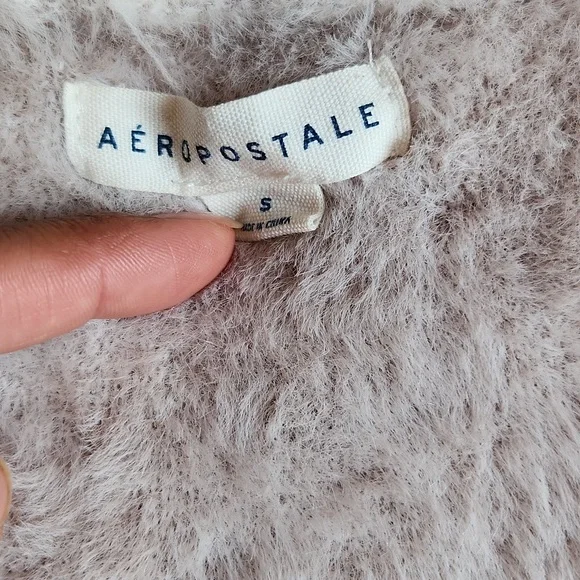 Aeropostale, Women's Super Soft, Fuzzy Pink Fall, Cropped Button-Up, Sweater - Picture 8 of 9